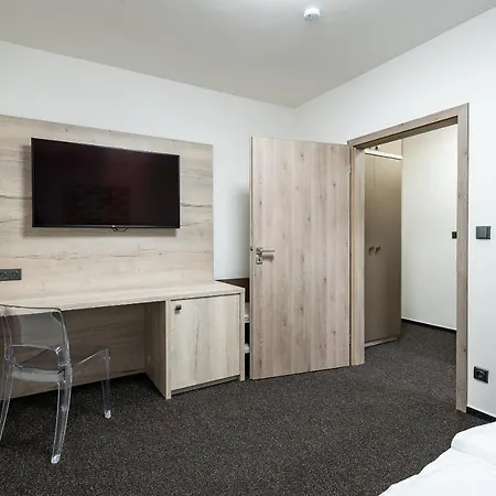 Penzion Pod Kartouzkou 3* Dolany (Olomouc)